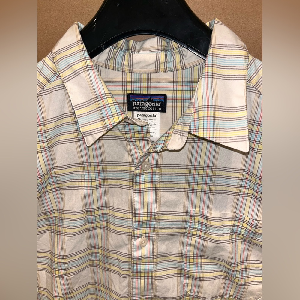Patagonia Button Front Plaid Shirt Sz L Short Sleeve Organic Cotton Summer